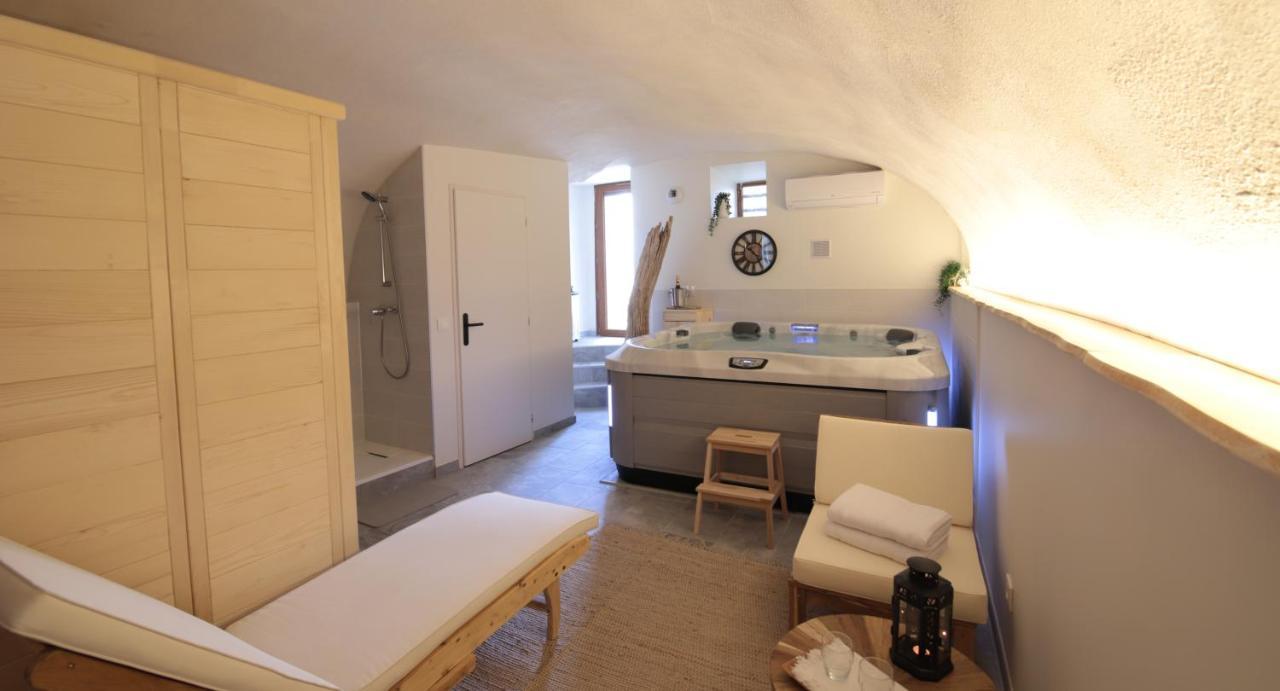 Gite De Charme Haut De Gamme Avec Jacuzzi Et Sauna Privatifs Donzere Екстер'єр фото